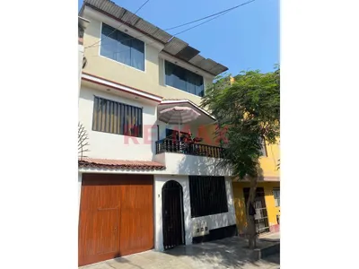 🏡 Vendo Casa En San Juan De Lurigancho: 3 Pisos Y Lista Para Habitar 🌤️