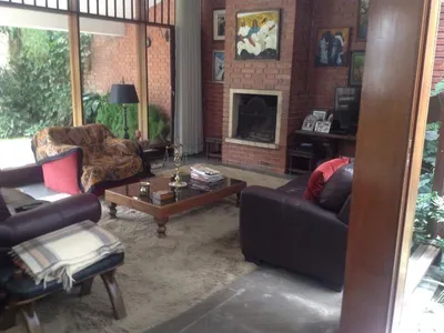 Casa en venta · Calle las Moreras, La Molina · 420 m², 4 dorm.