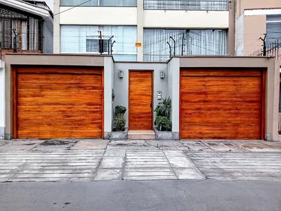 Departamento en venta · Centro Comercial Monterrico, Santiago de Surco · 208 m², 3 dorm.