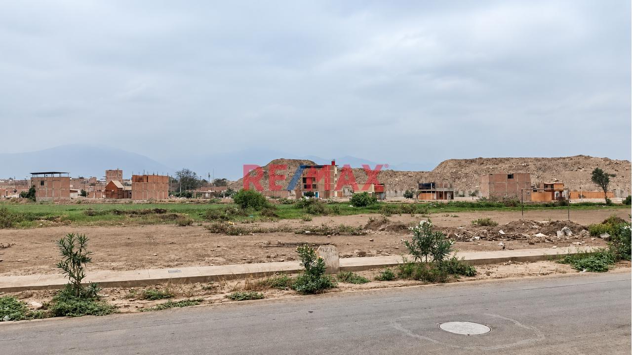 Vendo Amplio Terreno  En Urb. Santa Paula 3, Puente Piedra 🌳✨