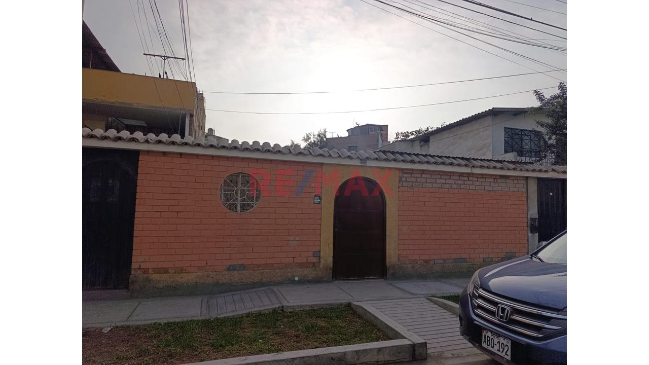 Terreno En Venta En Santa Elvira – 221.96 M² | Los Olivos