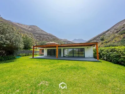 Venta de Casa en La Molina - Lima 4 Dormitorios