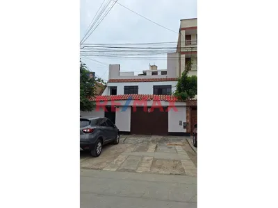 Se Alquila Dpto En Segundo Piso Con Azotea En La Perla