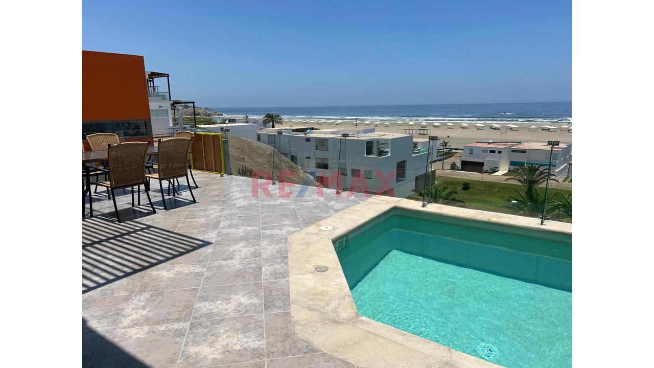 Venta De Casa En Club Playa Las Palmeras – Km 123.5 Panamericana Sur