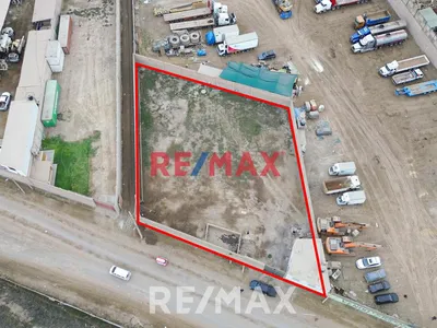 Venta De Terreno Funcional En Lurín Con Edificación – Ubicación Estratégica Y Título De Propiedad.