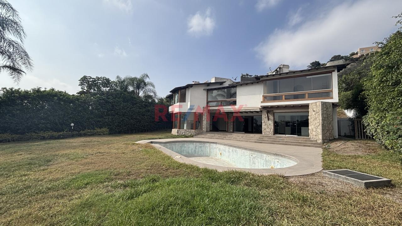 Exclusiva Residencia En Casuarinas