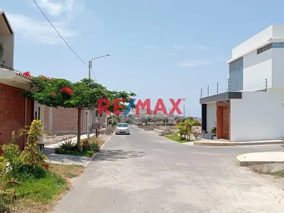 Terreno En Venta - 90 M²  - Urb Las Praderas De Nvo Chimbote Iv  - Etapa  (Título En Regla)
