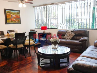 Departamento En Venta En La Molina - Camacho, Zona Residencial Tranquila