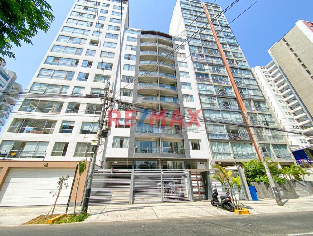 Venta de Departamento en Surquillo - Lima 4 Dormitorios 