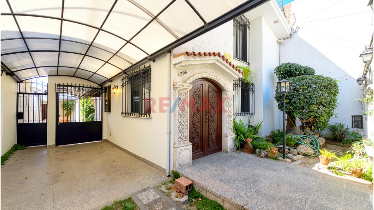 Casa En Venta A Media Cuadra Del Colegio Medico - Ideal Para Vivir Confortablemente,  Para Clinica O Proyecto Inmobiliario - Parametro 6
