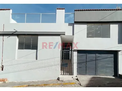 Vendo Casa En Sabandia Antes De Llegar A La Plaza De Coripata