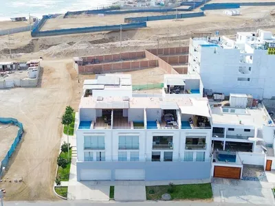 Venta de Casa en San Bartolo - Lima 4 Dormitorios