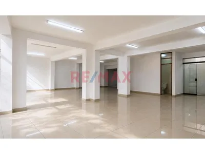 🏢 Local Comercial En Alquiler En Plena Av. Víctor Andrés Belaunde