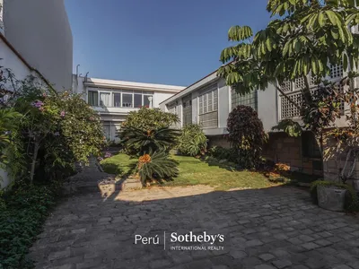 Venta de Casa en San Isidro - Lima 5 Dormitorios