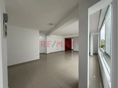 Alquiler Dpto 4To Piso 80M2 Surco - S/. 2100