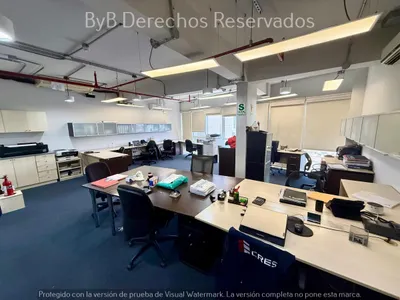 Venta de Oficina en Miraflores - Lima 0 Dormitorio 
