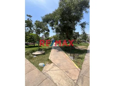 Bajo De Precio !! - Venta De Departamento En Ate