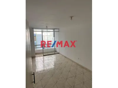 Se Vende Departameinto Urb San .Isidro A $57.000
