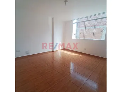 Alquiler De Monoambiente De 15 M² – Frente A Upc Chorrillos – Ideal Estudiantes