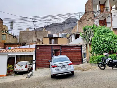 Venta de Casa en La Molina - Lima 5 Dormitorios