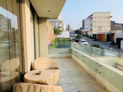 Departamento en venta · Calle Crisantemos N 1, Santiago de Surco · 220 m², 3 dorm.
