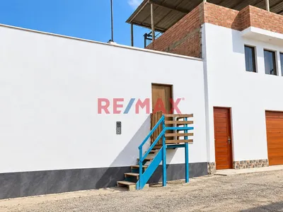 🏡 Casa Como Terreno En Venta – Punta Negra