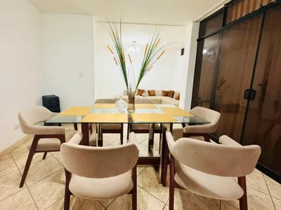 Venta de Departamento en Surquillo - Lima 5 Dormitorios
