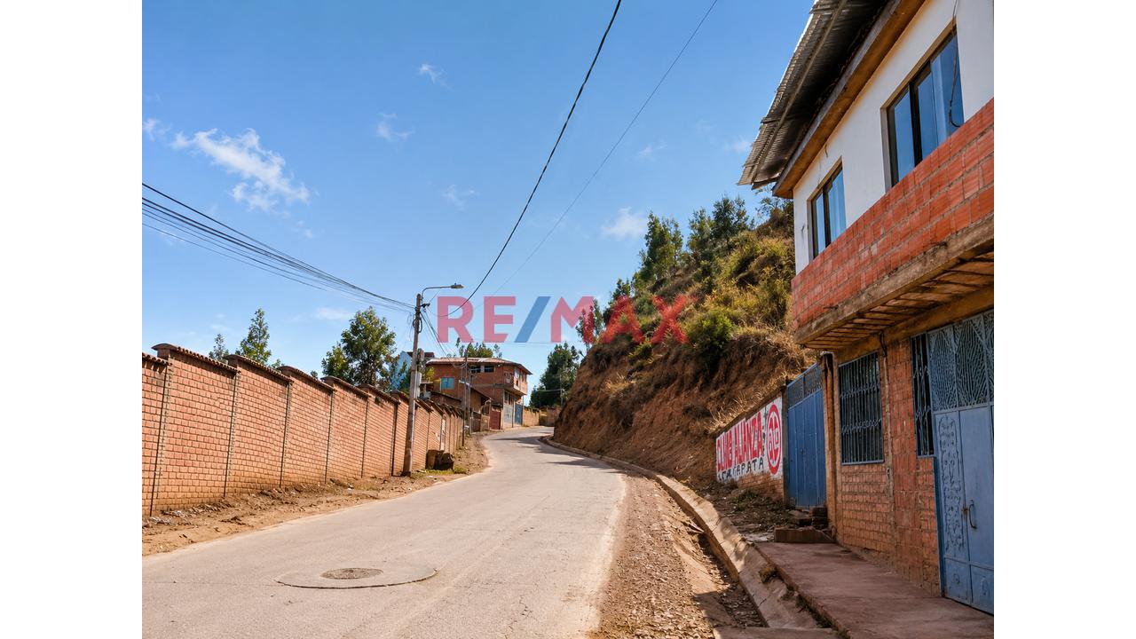 🏡 Propiedad Con Gran Potencial En Ticapata – Cusco