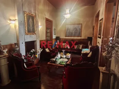 ¡Oportunidad Única En El Corazón De Arequipa! Venta De Casa Como Terreno (4 Niveles)