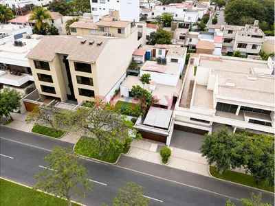 Oportunidad De Inversión: Terreno Para Proyecto Inmobiliario En San Isidro Ubicación Estratégica: Av. Gálvez Barrenechea, San Isidro