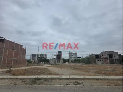 ​​🌳 ¡Tu Mejor Inversión Frente A Parque! Terreno En Urb. Las Casuarinas (Iv Etapa) 🏡✨
