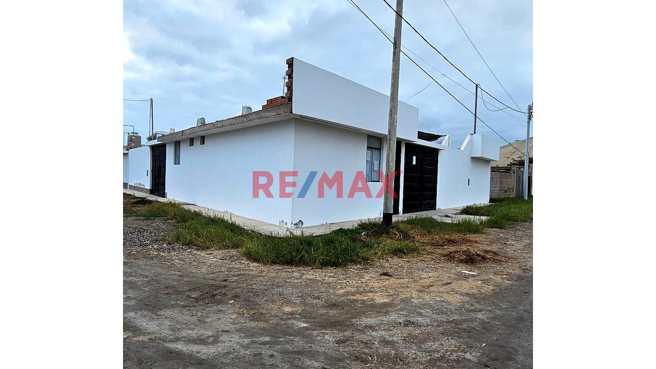Gran Oportunidad Casa En Venta  La Punta Camana