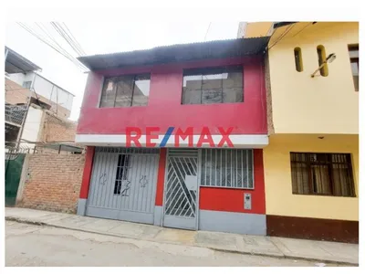 🚨Venta De Casa De 2 Pisos En Mariscal Cáceres, San Juan De Lurigancho‼️A Media Cuadra De Av. José Carlos Mariátegui🏠🏠