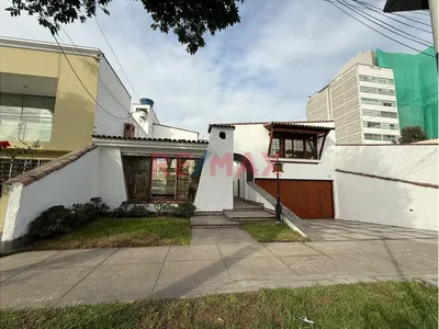 Alquiler De Amplia Exclusiva  Casa En Miraflores