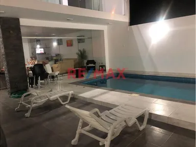 Casa Moderna En Venta – Camaná