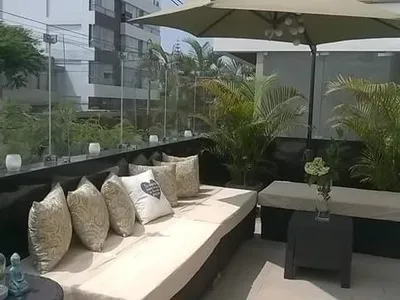 Venta de Departamento en Santiago de Surco - Lima 3 Dormitorios