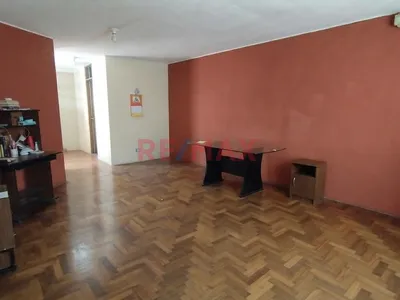 Venta De Local Comercial 81M2 - 2Do Piso En Constructores La Molina
