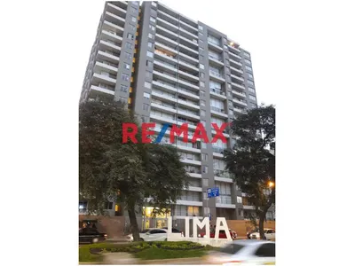 Vive En El Corazón De Lima: Dúplex Con Vista Exterior En Av. Arequipa