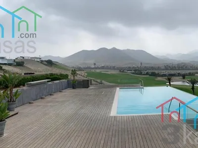 Terreno en venta · Asia · 726 m²