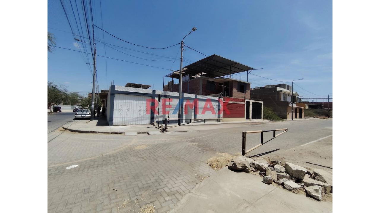 Alquilo Casa 1Piso  En Urb. Bancaria 2Da Etapa