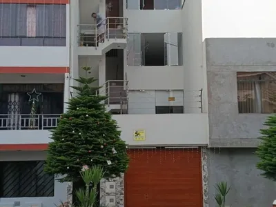 Venta de Departamento en Los Olivos - Lima 3 Dormitorios 