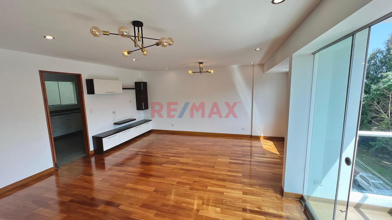 🏡✨ ¡Vive Frente A Parque En Una De Las Mejores Zonas De San Borja! ✨🏡