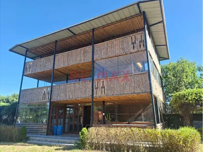 Local Comercial En Alquiler
