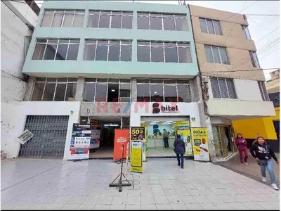 Alquiler De Oficina En El Centro De La Ciudad Y Avenida Principal