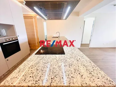Vendo Flat 88M2 Vista Externa De 2 Dormitorios Incluye 1 Cochera - Miraflores