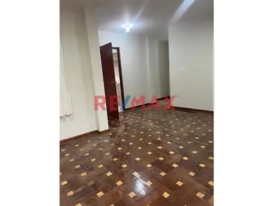 🏡 Alquiler De Departamento En La Molina – Seguridad Y Excelente Ubicación