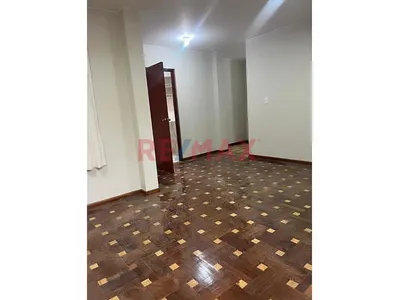 🏡 Alquiler De Departamento En La Molina – Seguridad Y Excelente Ubicación