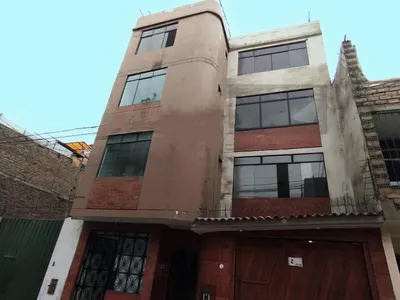 Venta de Casa en San Martín de Porres - Lima 4 Dormitorios 