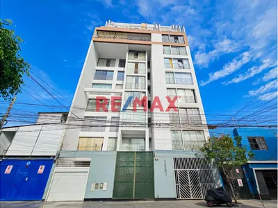 🏢 ¡El Depa Que Buscabas En Breña! – 2 Dorm + Estudio | Mascotas Bienvenidas | Gas Calidda.