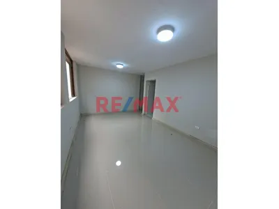 Alquiler Departamentto Remodelado Frente A Parque Distrito De Rimac